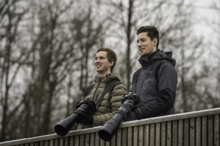 Die zwei jungen Leiter der Arbeitsgruppe Naturfotografie, Urs Leuthäusser und Bastian Forkel/LBV Coburg.